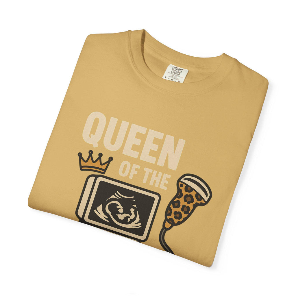Queen of the Screen Gamer T-Shirt | 100% Cotton Graphic Tee (Unisex)